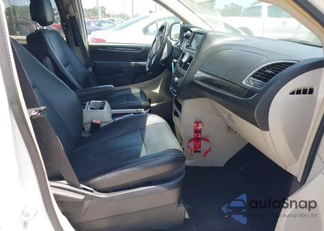 2016 Chrysler Town & Country Touring из США, поврежденный, VIN 2C4RC1BG9GR187107